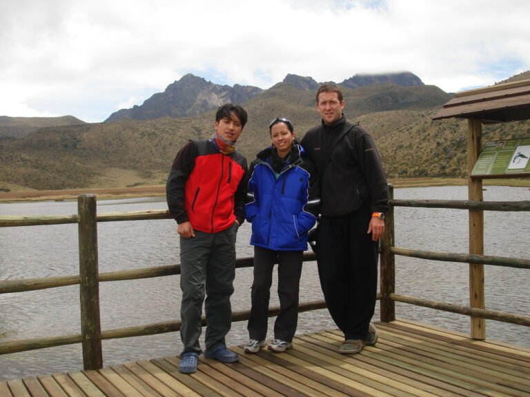 limpiopungo lake ecuador tours
